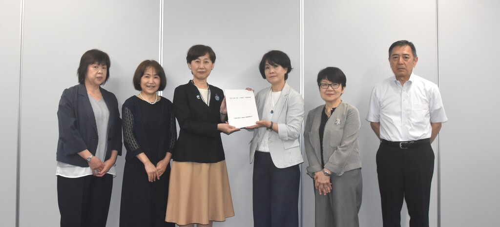 埋橋県健康医療局長へ要望書を手交